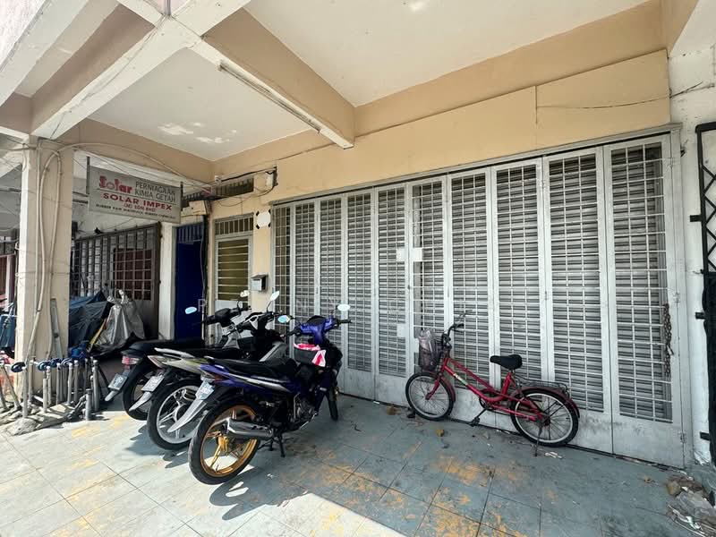 Shop for Rent in Port Klang (Pelabuhan Klang) (Selangor) - Penny Chia - Exterior - PropertyGuru.com.my