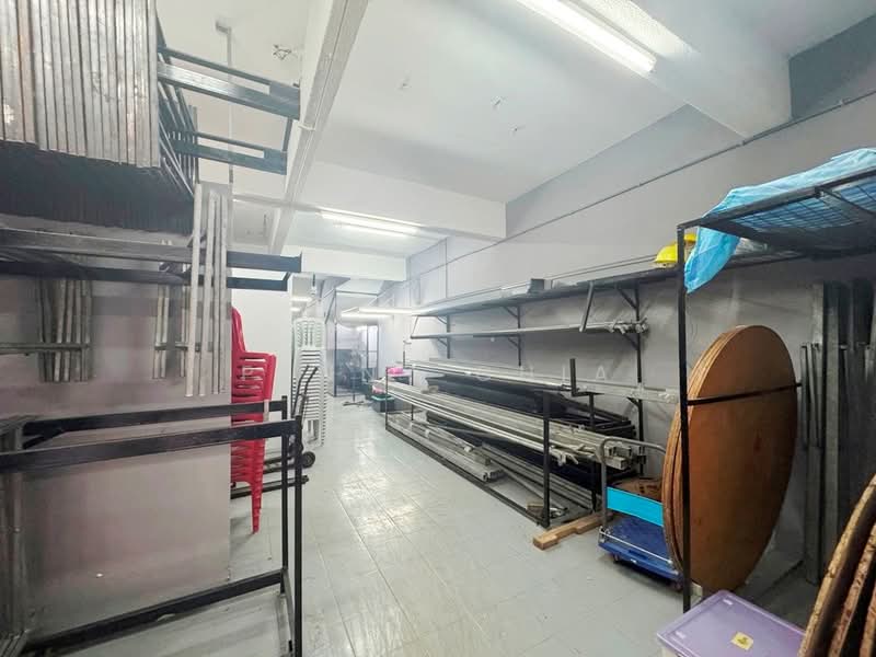 Shop for Rent in Port Klang (Pelabuhan Klang) (Selangor) - Penny Chia - Interior - PropertyGuru.com.my