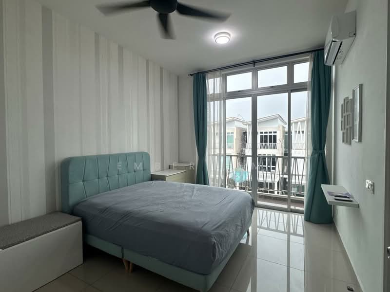 Rumah Teres 2 Tingkat untuk Dijual di Taman Mount Austin (Tebrau) - Ember Lim - Bedroom - PropertyGuru.com.my