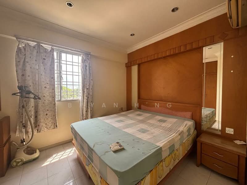 Condominium for Sale at Villa Emas - Bryan H'ng - Bedroom - PropertyGuru.com.my