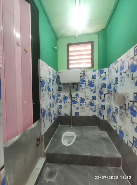 Rumah Teres 2 Tingkat untuk Dijual di Bandar Rinching Seksyen 1 (Semenyih) - Alfred Leow - Bathroom - PropertyGuru.com.my