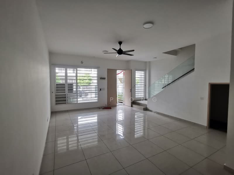 2-storey Terraced House for Sale in Taman Satu Krubong (Krubong) - Tim Piong - Living Room - PropertyGuru.com.my