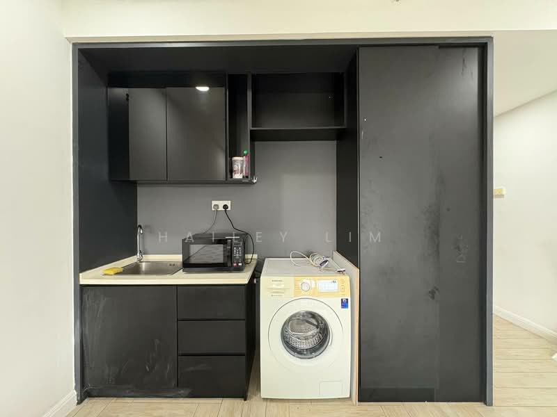 Service Residence for Rent at Marriot International Hotel @ Empire City - Hailey Lim - Kitchen - PropertyGuru.com.my