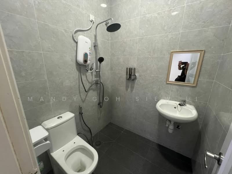 Rumah Teres 2 Tingkat untuk Disewa di Setia Eco Gardens (Gelang Patah) - Mandy Goh Siew Li - Bathroom - PropertyGuru.com.my