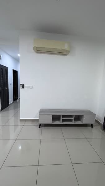 Kondominium untuk Disewa di The Henge - heng choon seng heng choon seng - Living Room - PropertyGuru.com.my