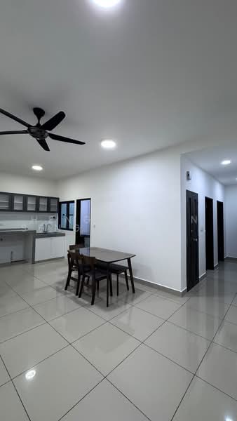 Kondominium untuk Disewa di The Henge - heng choon seng heng choon seng - Kitchen - PropertyGuru.com.my