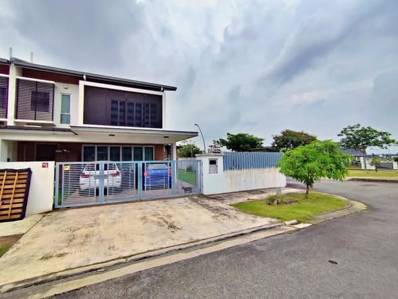 2-storey Terraced House for Sale in Elmina West (Sungai Buloh) - Justin Yim - Exterior - PropertyGuru.com.my