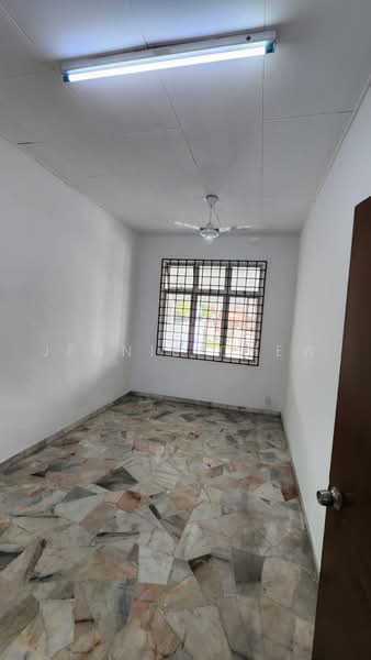 Rumah Teres 1 Tingkat untuk Dijual di Taman Desa Cemerlang (Ulu Tiram) - Jennie Chew - Interior - PropertyGuru.com.my