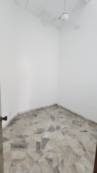 Rumah Teres 1 Tingkat untuk Dijual di Taman Desa Cemerlang (Ulu Tiram) - Jennie Chew - Interior - PropertyGuru.com.my