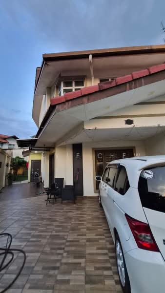 Semi-Detached House for Sale in Taman Nong Chik (Johor Bahru) - Jennie Chew - Exterior - PropertyGuru.com.my