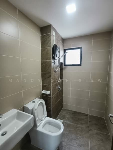 Servis Apartment untuk Disewa di Veranda Residence - Mandy Goh Siew Li - Bathroom - PropertyGuru.com.my