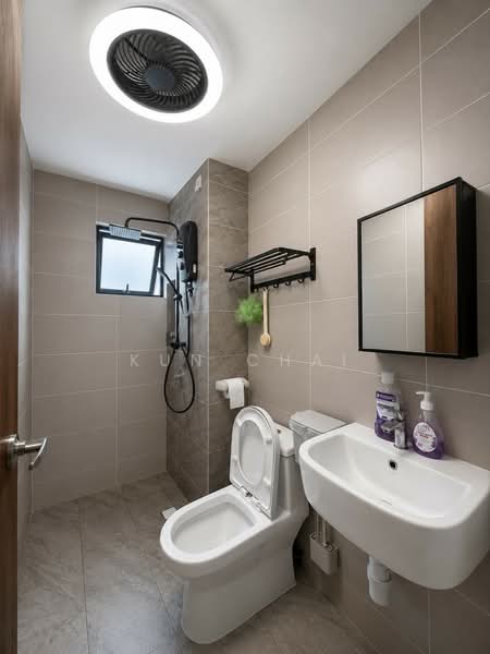 Service Residence for Sale at Veranda Residence - Kun Chai - Bathroom - PropertyGuru.com.my