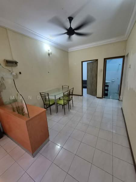 Pangsapuri untuk Disewa di Sri Awana Townhouse - Mandy Goh Siew Li - Dining Room - PropertyGuru.com.my