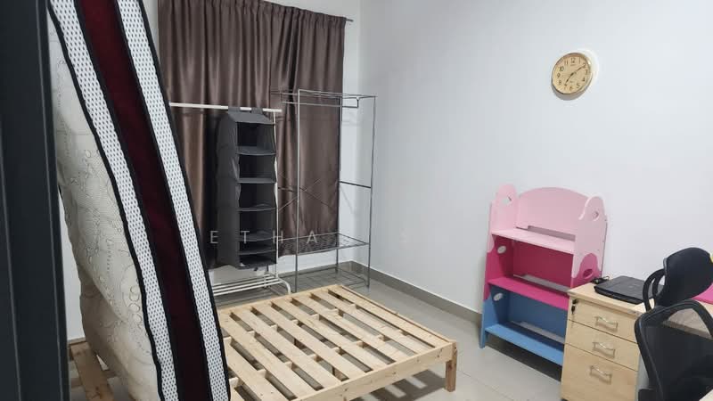 Kondominium untuk Disewa di Selayang 18 - Ethan Swe - Bedroom - PropertyGuru.com.my