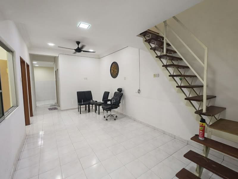 1-storey Terraced House for Sale in Taman Malim Jaya (Bachang) - Tim Piong - Living Room - PropertyGuru.com.my