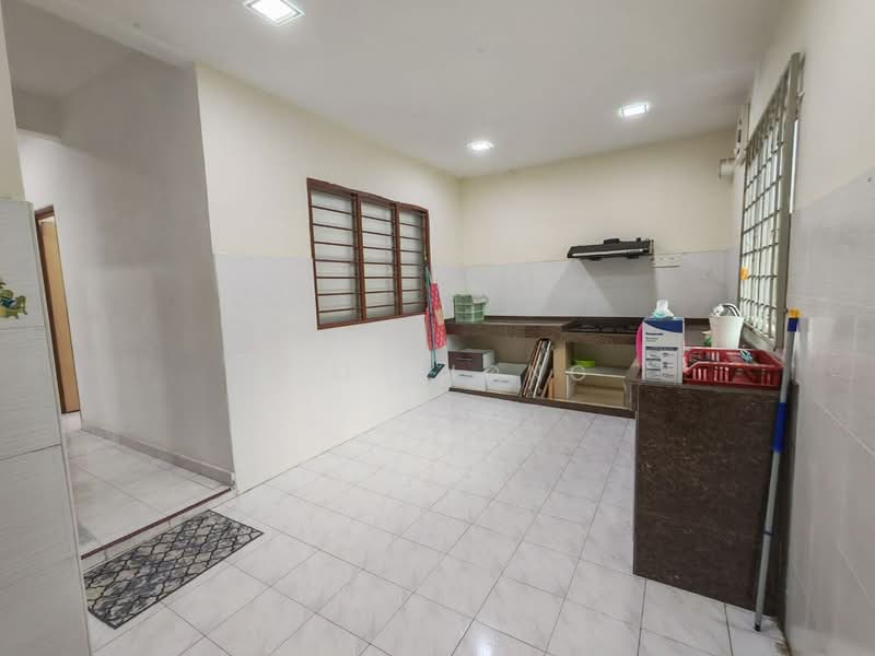 1-storey Terraced House for Sale in Taman Malim Jaya (Bachang) - Tim Piong - Kitchen - PropertyGuru.com.my