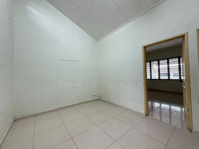 Rumah Teres 2 Tingkat untuk Dijual di Taman Pelangi (Johor Bahru) - Jennie Chew - Interior - PropertyGuru.com.my