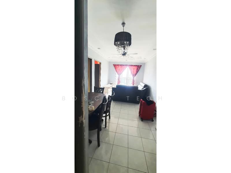 Pangsapuri untuk Disewa di Relau Vista Apartment - Bosco Teoh - Living Room - PropertyGuru.com.my