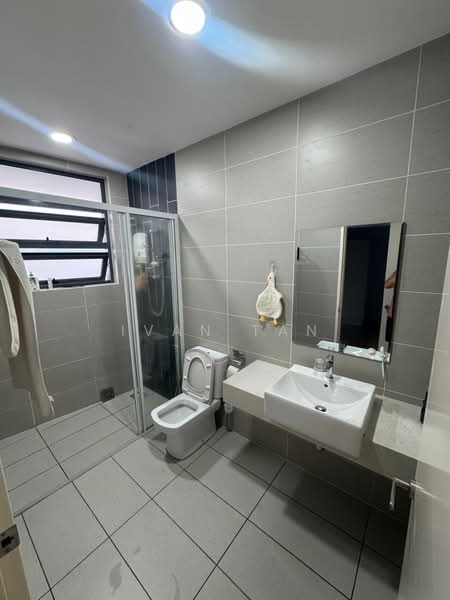 Service Residence for Sale at The Cruise Residence - Ivan Tan - PropertyGuru.com.my