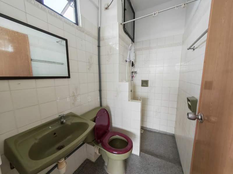 Pangsapuri untuk Dijual di Lavinia Apartments - Jessilynne . - PropertyGuru.com.my