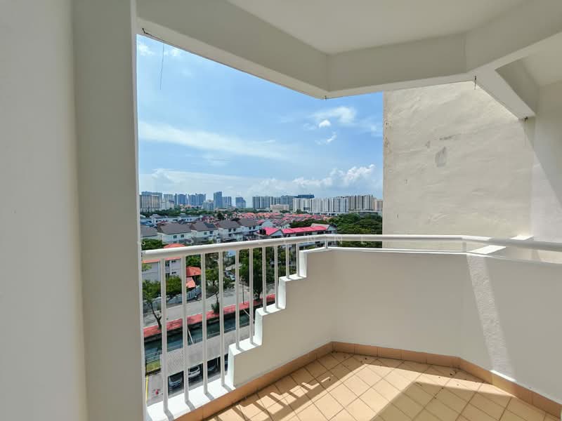 Pangsapuri untuk Dijual di Lavinia Apartments - Jessilynne . - PropertyGuru.com.my