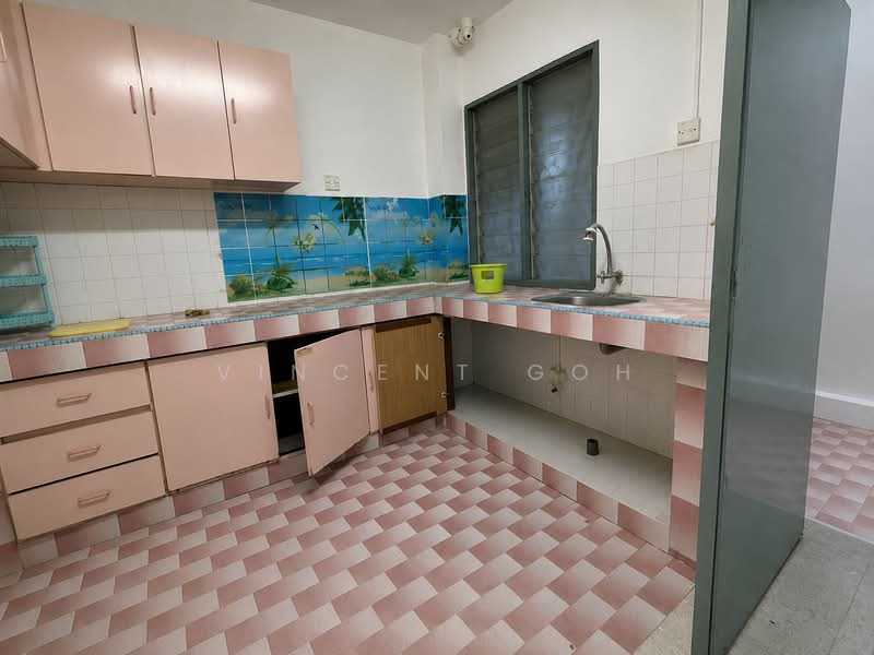 2.5-storey Terraced House for Sale in Taman Sri Sinar (Segambut) - Vincent Goh - Kitchen - PropertyGuru.com.my