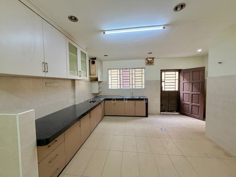 Rumah Teres 2 Tingkat untuk Dijual di Setia Alam (Selangor) - Wilson Ng - Kitchen - PropertyGuru.com.my