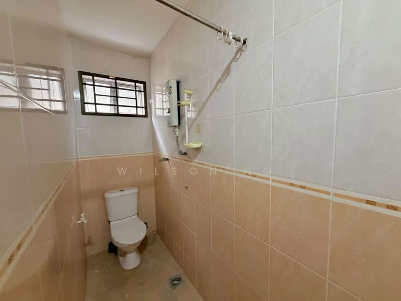 Rumah Teres 2 Tingkat untuk Dijual di Setia Alam (Selangor) - Wilson Ng - Bathroom - PropertyGuru.com.my