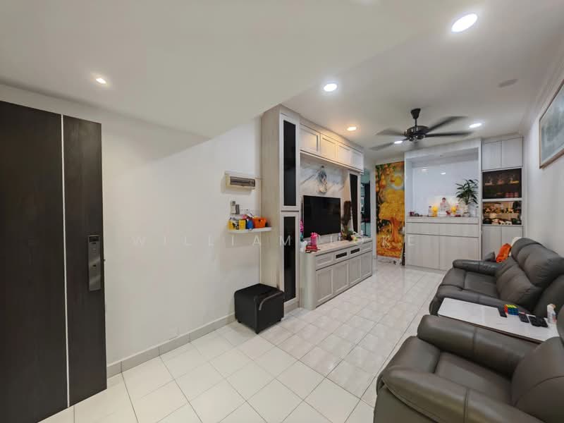 Rumah Teres 1 Tingkat untuk Dijual di Bandar Baru Permas Jaya (Permas Jaya) - William Loke - Living Room - PropertyGuru.com.my