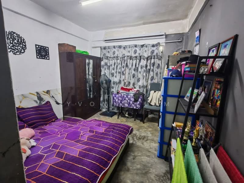 Apartment for Sale at Sri Ilham - Yvonne Lim - Bedroom - PropertyGuru.com.my