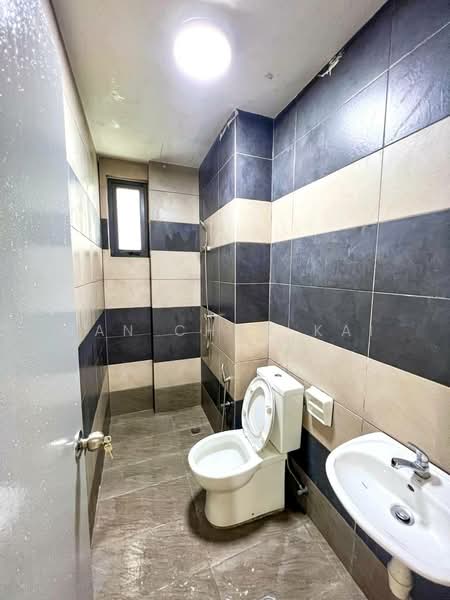 Kondominium untuk Disewa di Edge 360 - Gan Chun Kai - Bathroom - PropertyGuru.com.my
