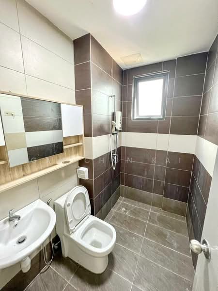 Kondominium untuk Disewa di Edge 360 - Gan Chun Kai - Bathroom - PropertyGuru.com.my