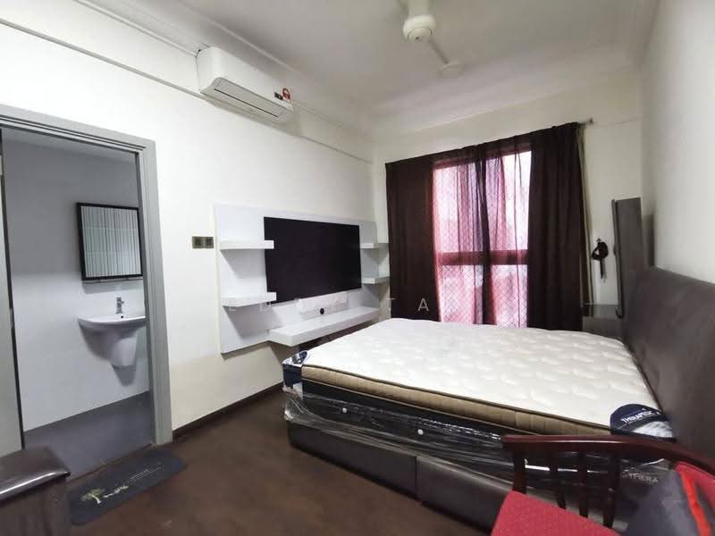 Kediaman Servis untuk Dijual di V@SUMMERPLACE - Eddy Tan - Bedroom - PropertyGuru.com.my