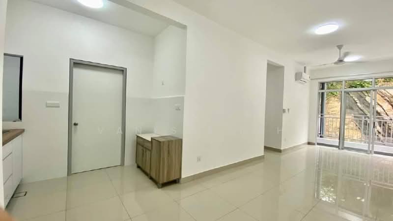 Kondominium untuk Dijual di Bukit Bantayan Residences - Vanessa Foh - Living Room - PropertyGuru.com.my