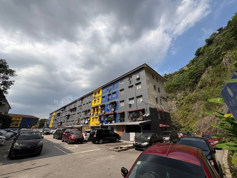 Flat for Sale at Pangsapuri Intan - Hafiz Yaacob - Exterior - PropertyGuru.com.my