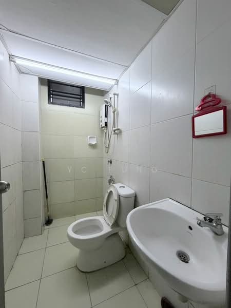 Apartment for Rent at The Pines Residence - YC Fung - Bathroom - PropertyGuru.com.my