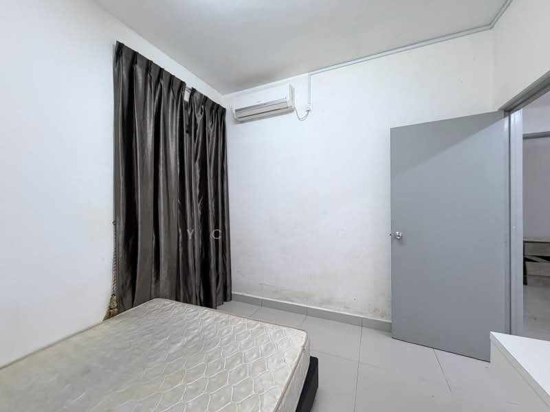 Apartment for Rent at The Pines Residence - YC Fung - Bedroom - PropertyGuru.com.my