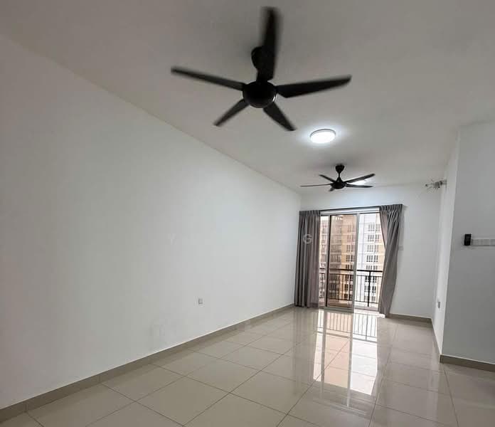 Pangsapuri untuk Disewa di Sierra Heights (Residensi Siera Perdana) - YC Fung - Living Room - PropertyGuru.com.my