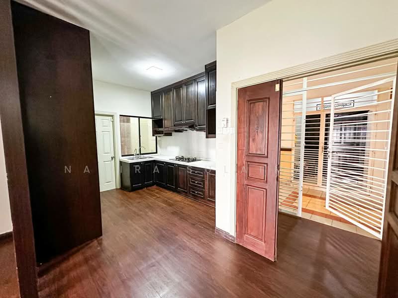 Pangsapuri untuk Dijual di Kristal Villa - Natira Sulaiman - PropertyGuru.com.my