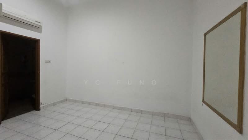 2-storey Terraced House for Rent in Taman Pelangi Indah (Ulu Tiram) - YC Fung - Interior - PropertyGuru.com.my