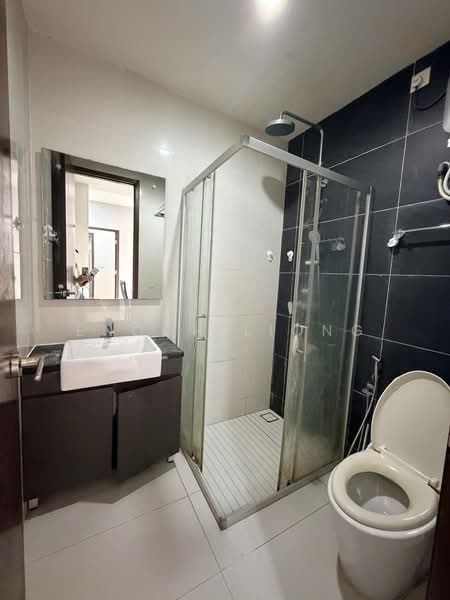 Condominium for Rent at Amberside @ Country Garden Danga Bay - Enoch Liong - Bathroom - PropertyGuru.com.my