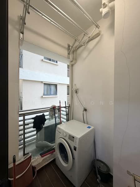 Condominium for Rent at Amberside @ Country Garden Danga Bay - Enoch Liong - Balcony - PropertyGuru.com.my