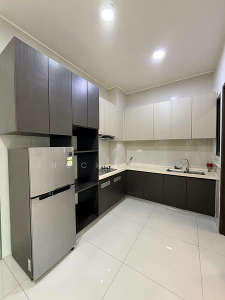Condominium for Rent at Amberside @ Country Garden Danga Bay - Enoch Liong - Kitchen - PropertyGuru.com.my