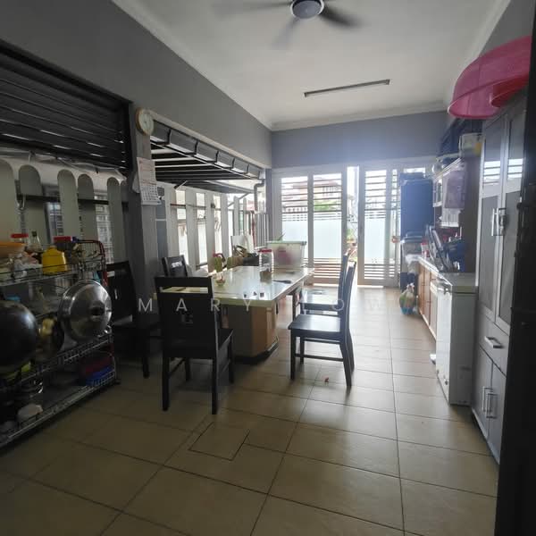 Cluster House for Sale in Taman Saujana Indah (Bukit Katil) - Mary Low - Dining Room - PropertyGuru.com.my