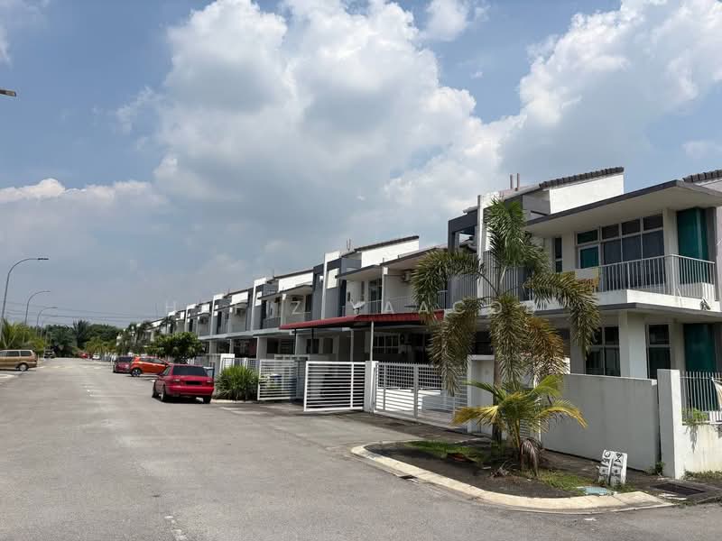 2-storey Terraced House for Sale in Banting (Selangor) - Hafiz Yaacob - Exterior - PropertyGuru.com.my
