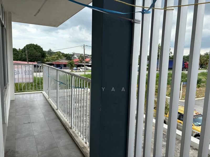 2-storey Terraced House for Sale in Banting (Selangor) - Hafiz Yaacob - Balcony - PropertyGuru.com.my