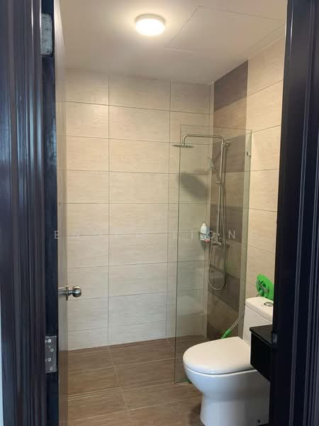 Servis Apartment untuk Dijual di Molek Regency - Enoch Liong - Bathroom - PropertyGuru.com.my