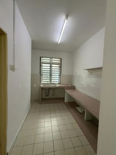 2-storey Terraced House for Rent in Taman Setia Indah (Tebrau) - JOANNE YONG - Kitchen - PropertyGuru.com.my