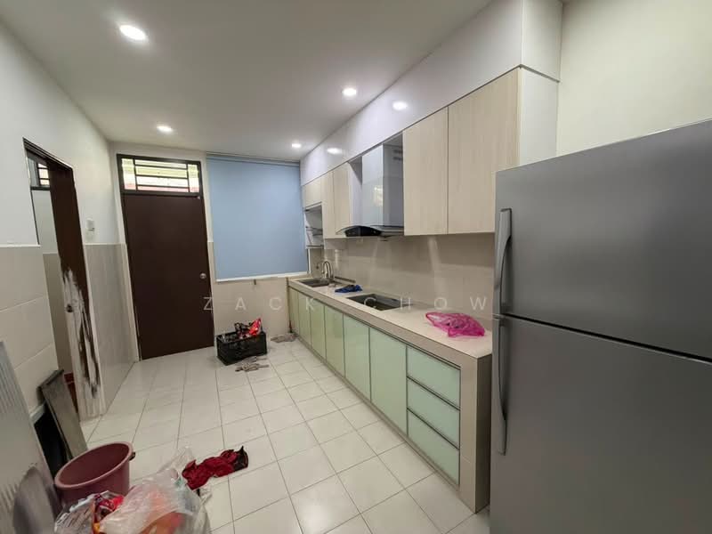 Rumah Teres 2-Tingkat untuk Dijual di Bandar Tiram (Ulu Tiram) - Zack Chow - Kitchen - PropertyGuru.com.my