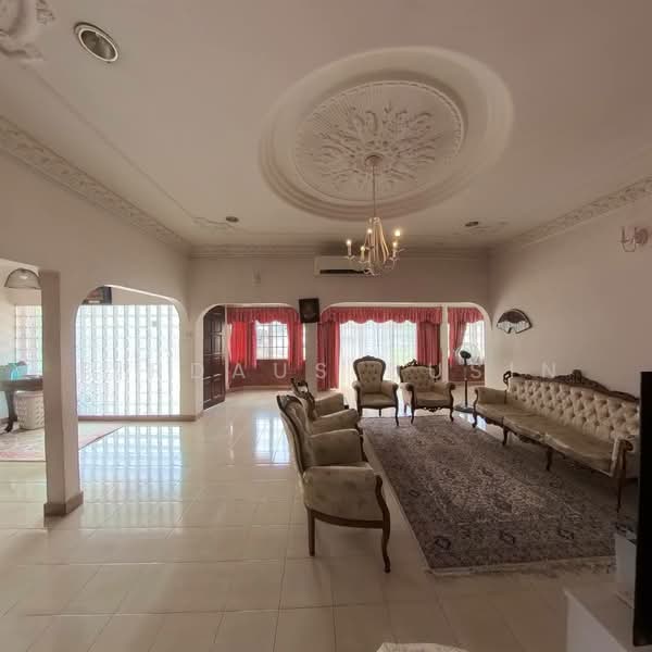 Bungalow for Sale in SS3 (Petaling Jaya) - Firdaus Husin - Living Room - PropertyGuru.com.my